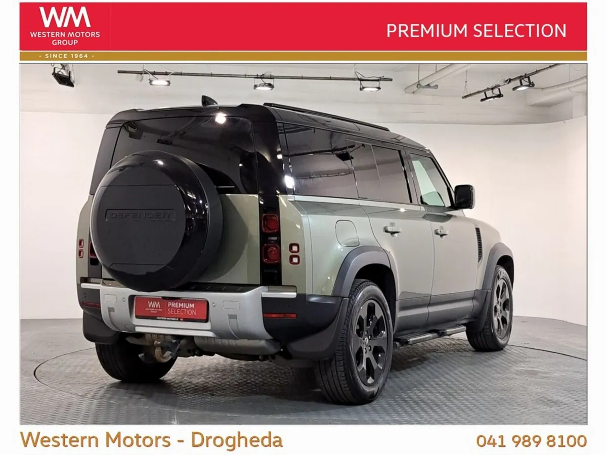 Land Rover Defender 110 3.0 D SE HARD TOP - Image 4