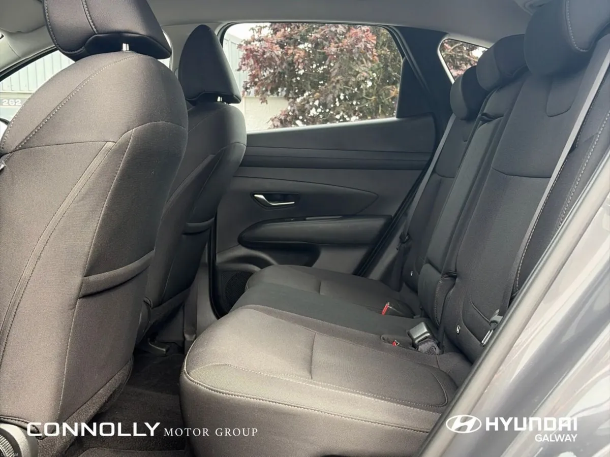 Hyundai Tucson Tucson FL 2WD Comfort Plus PHEV Aut - Image 6