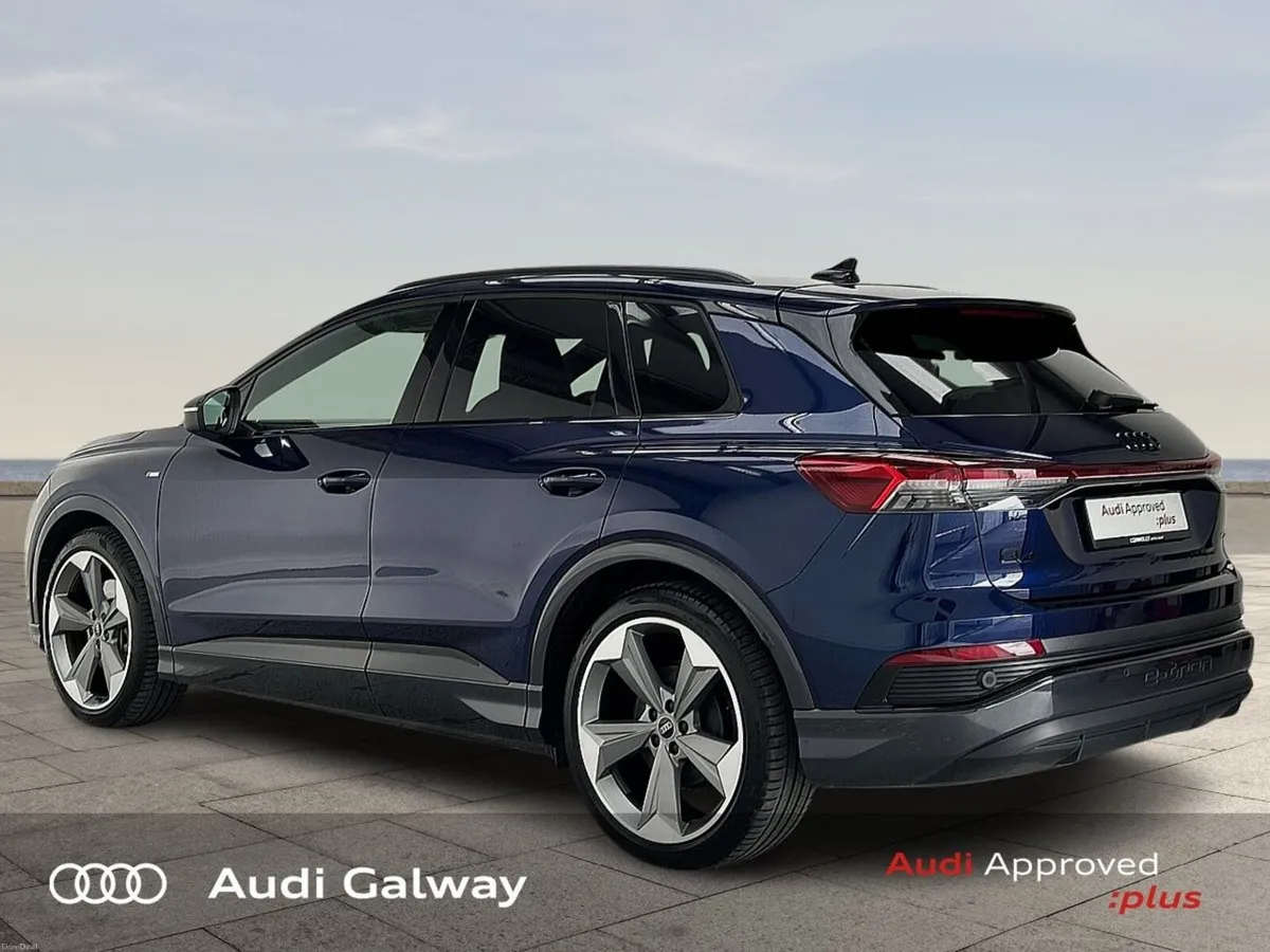 Audi Q4 e-tron E-TRON 45 BLACK EDITION QUATTRO A/T - Image 4