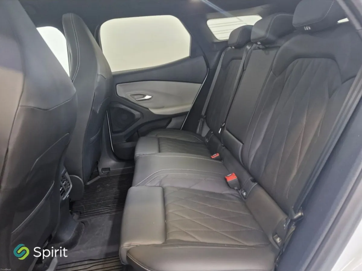 Ford Explorer Premium 77kWh Extended Range RWD **C - Image 5