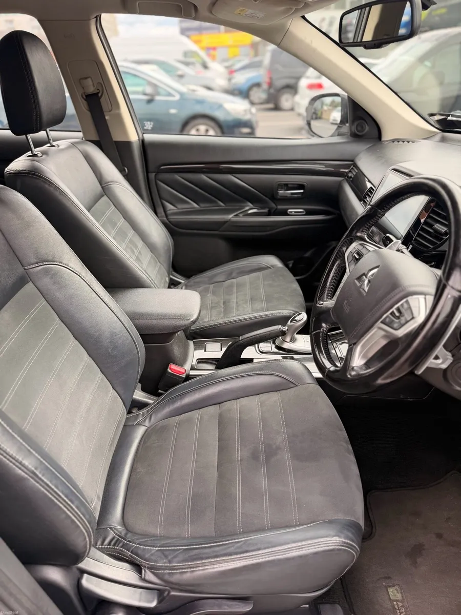 Mitsubishi Outlander 2016 - Image 6