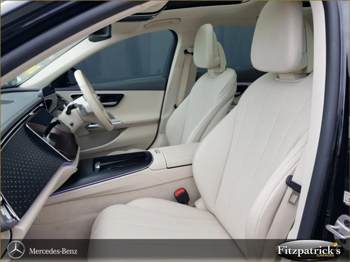 Mercedes-Benz E-Class E 220 D Exclusive Plus *Pan - Image 4