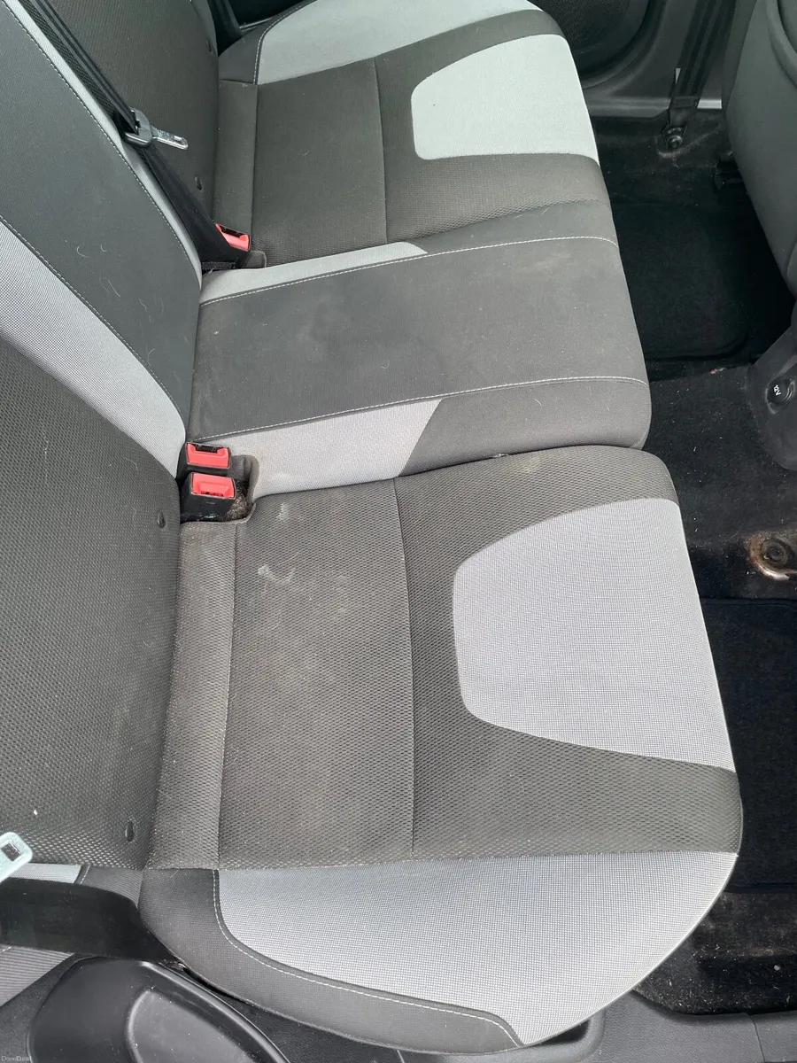 Ford Focus 2012 - Image 6