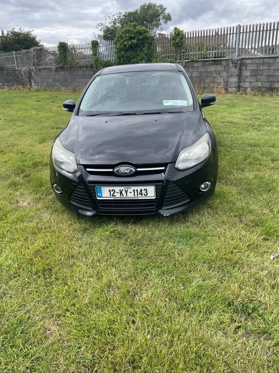 Ford Focus 2012 - Image 2