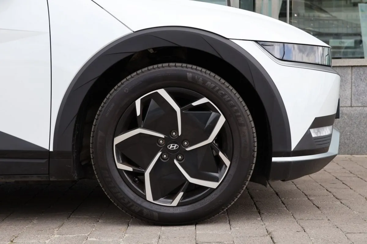 Hyundai IONIQ 5 Ioniq 5 Executive Plus 58kwh, Car - Image 4