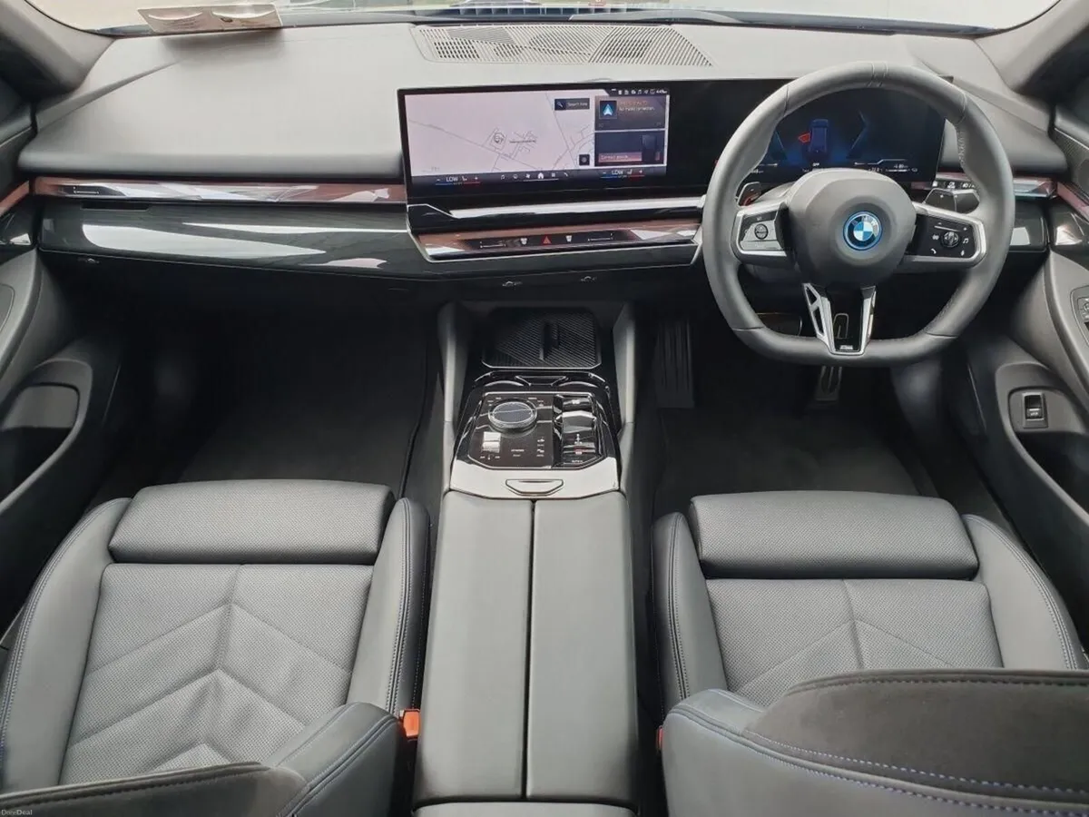 BMW 5-Series 530e M Sport Pro Saloon - Image 4