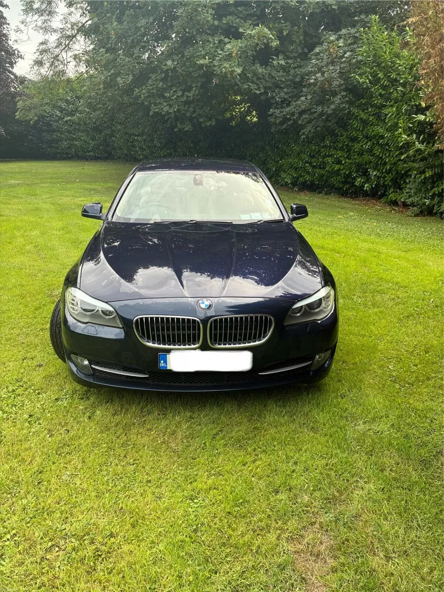 BMW 5 Series - Image 1