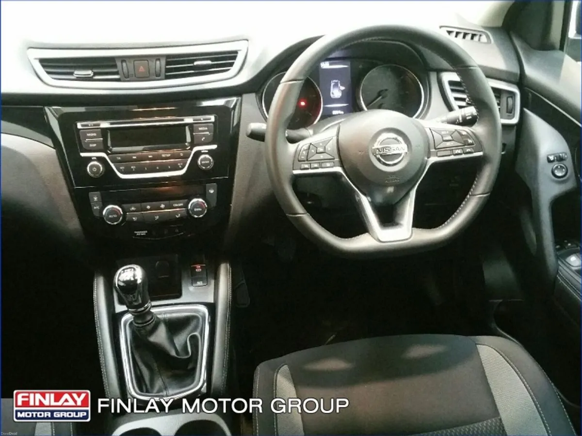 Nissan Qashqai 1.5 DSL SV - Image 2