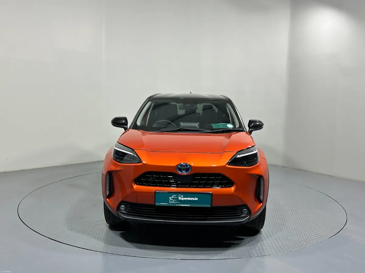 Toyota Yaris Cross Luna Sport 1.5 Hybrid 231 - Image 2