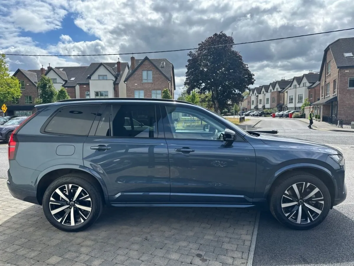 Volvo XC90 XC90 T8 PHEV AWD Plus Recharge 455bhp - Image 4