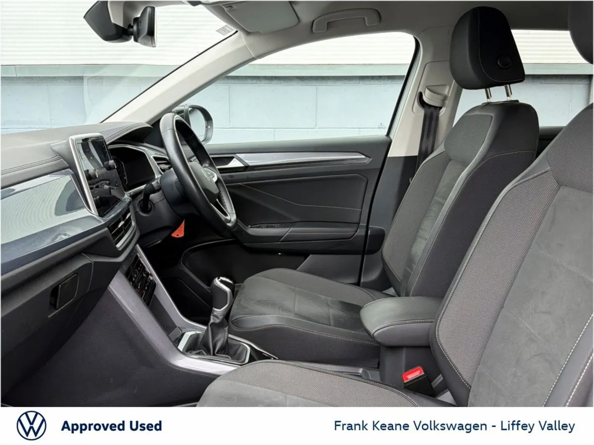Volkswagen T-Roc STYLE 2.0TDI 116HP *JOHANNESBURG - Image 3