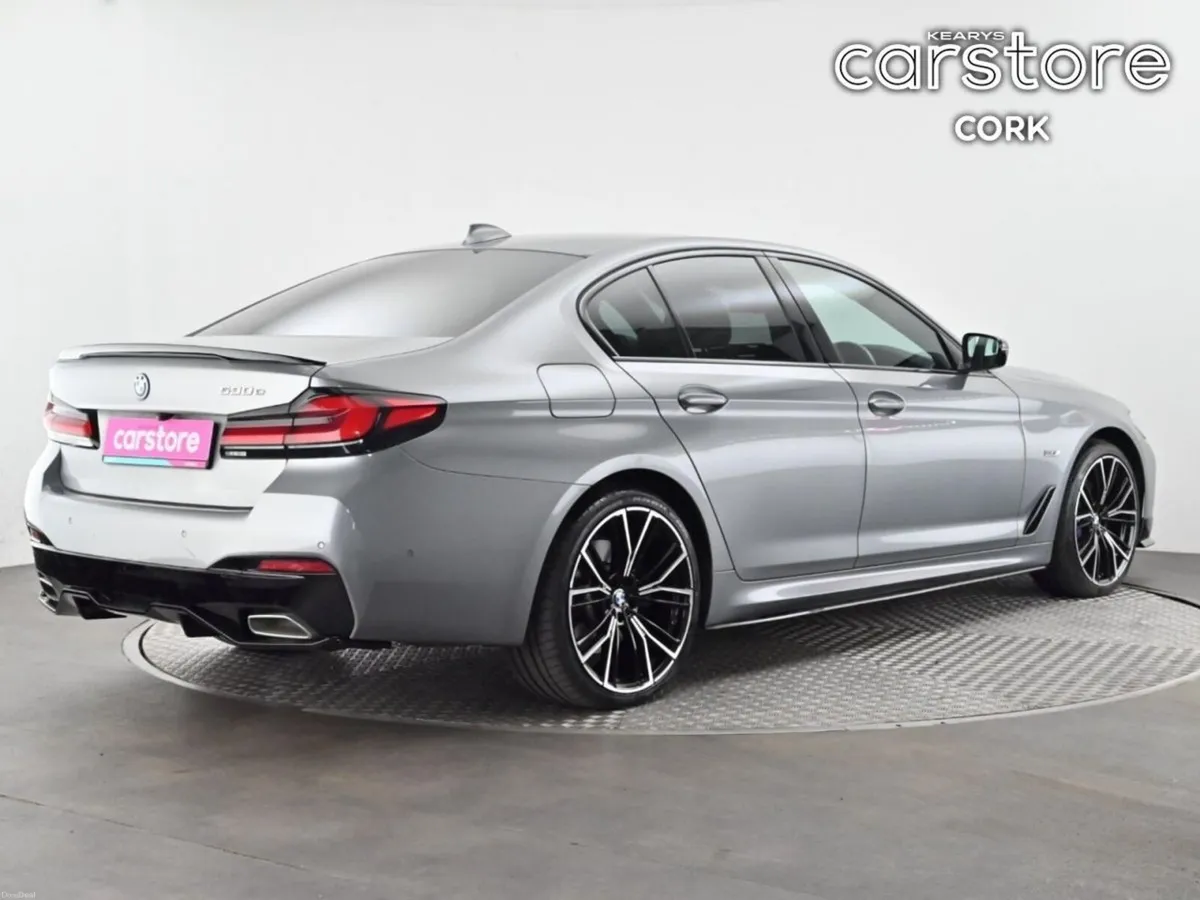 BMW 5-Series 530e M Sport - Image 5