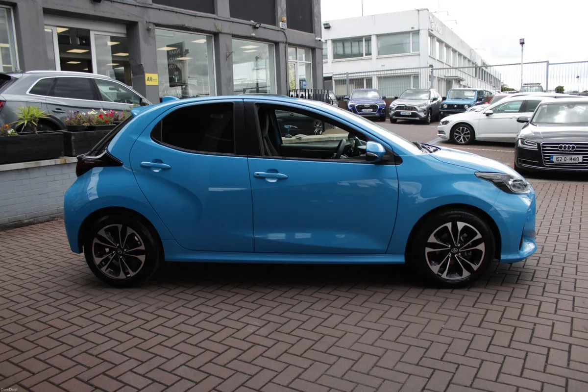 2021 TOYOTA YARIS 5DR HATCHBACK AUTOMATIC 1.5 - Image 3