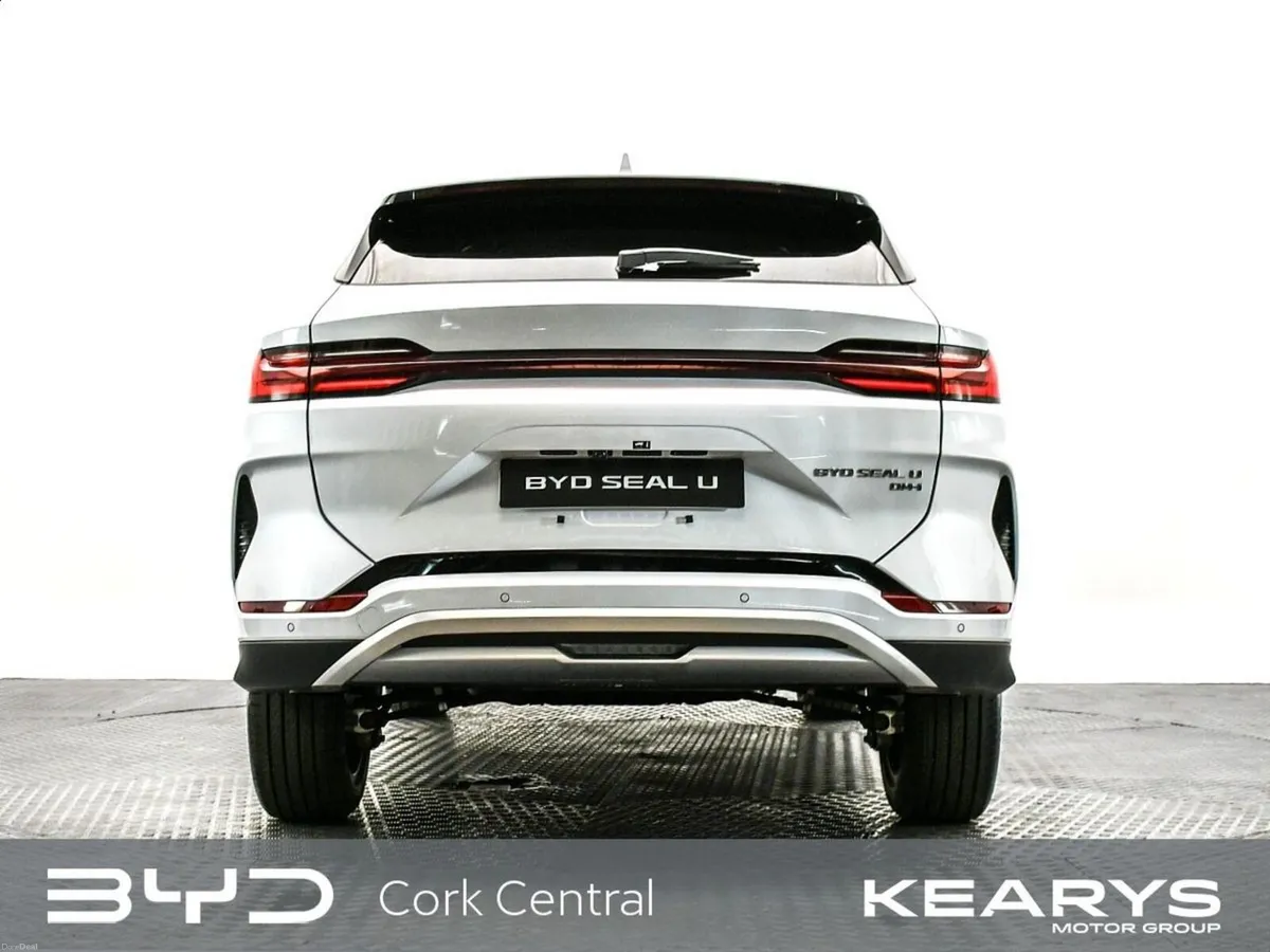 BYD SEAL U DM-i BOOST "DEMO MODEL" - Image 2