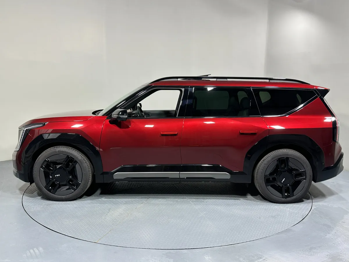 Kia EV9 GT Line 6 Seater 262 - Image 4
