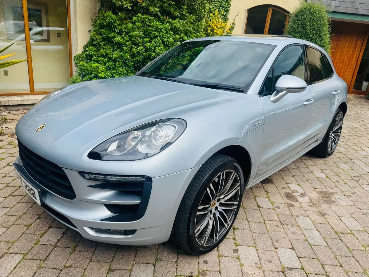 Porsche Macan S 3.0 V6 Diesel STUNNING 1 OWNER NI - Image 2