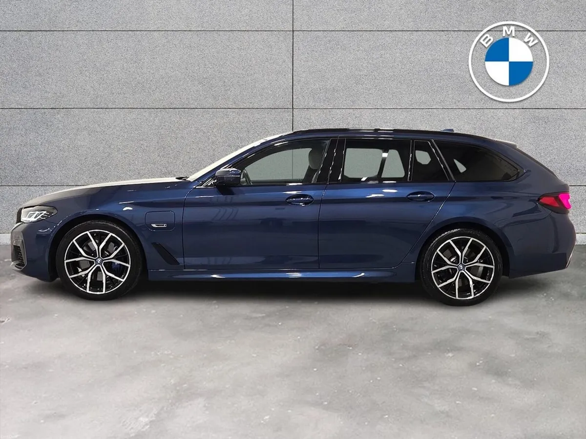 BMW 5-Series 530e M Sport Touring - Image 3