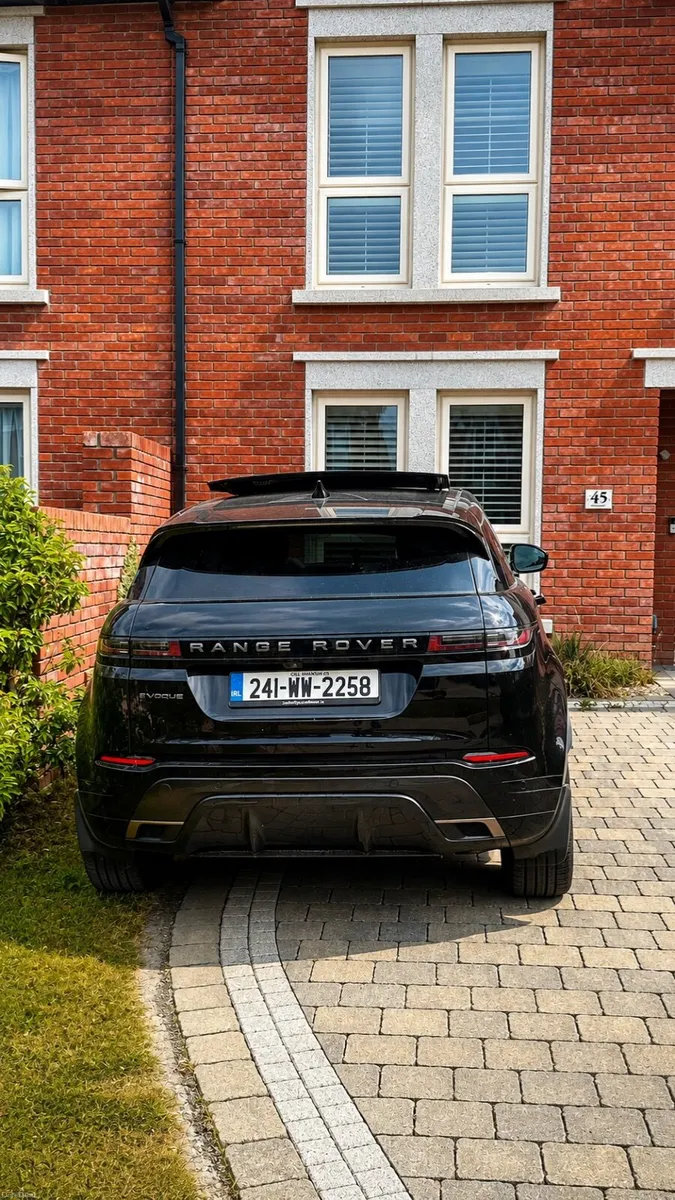 Land Rover Range Rover 2024 - Image 4