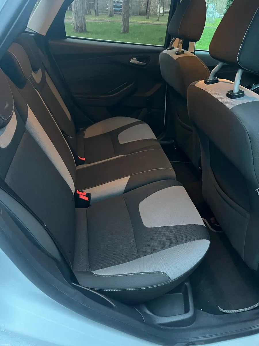 Ford Focus - Image 3