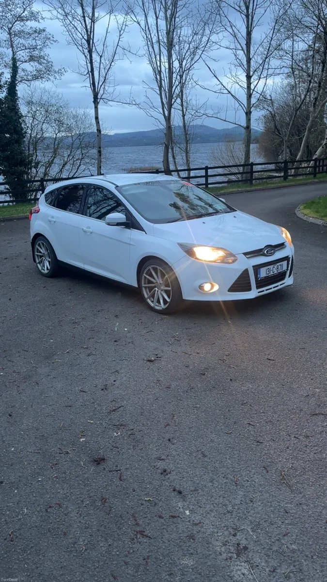 Ford Focus - Image 6