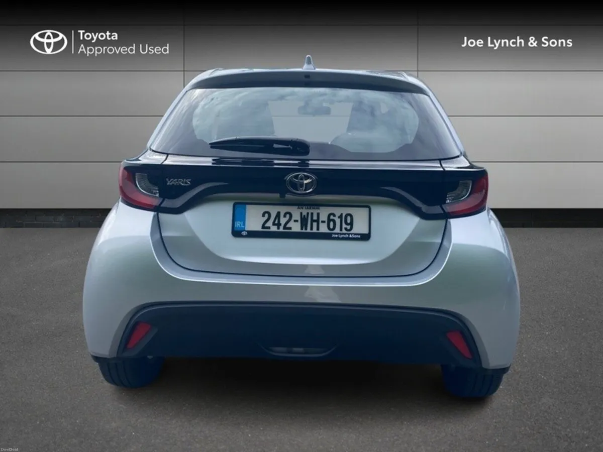 Toyota Yaris YARIS 1.5 LUNA - Image 4