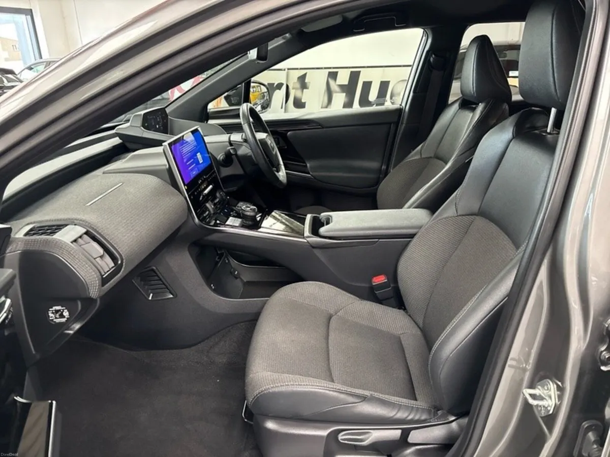 Toyota bZ4X SPORT FWD 11KW 4DR A AUTO - Image 6