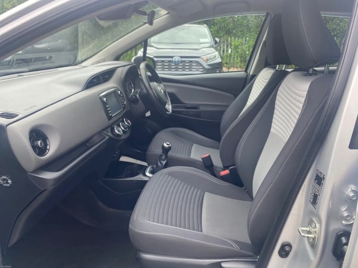 Toyota Yaris YARIS 1.0 5DR LUNA - Image 6