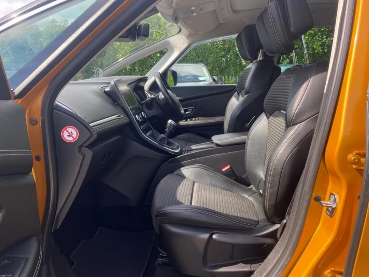Renault Scenic DYNAMIQUE S NAV DCI 130 4DR - Image 6
