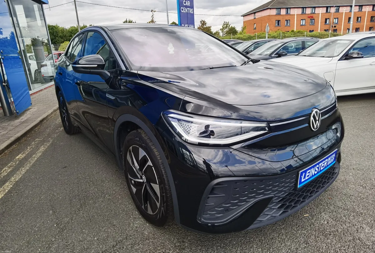 VOLKSWAGEN ID.5 77KWH TECH PRO PERFORMANCE *94.5%* - Image 3