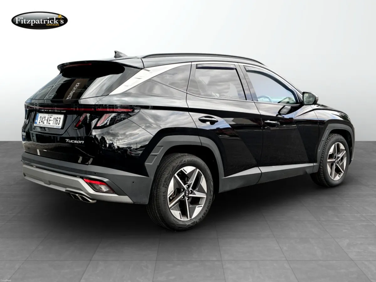 Hyundai Tucson Executive Plus 1.6 Diesel - Image 3