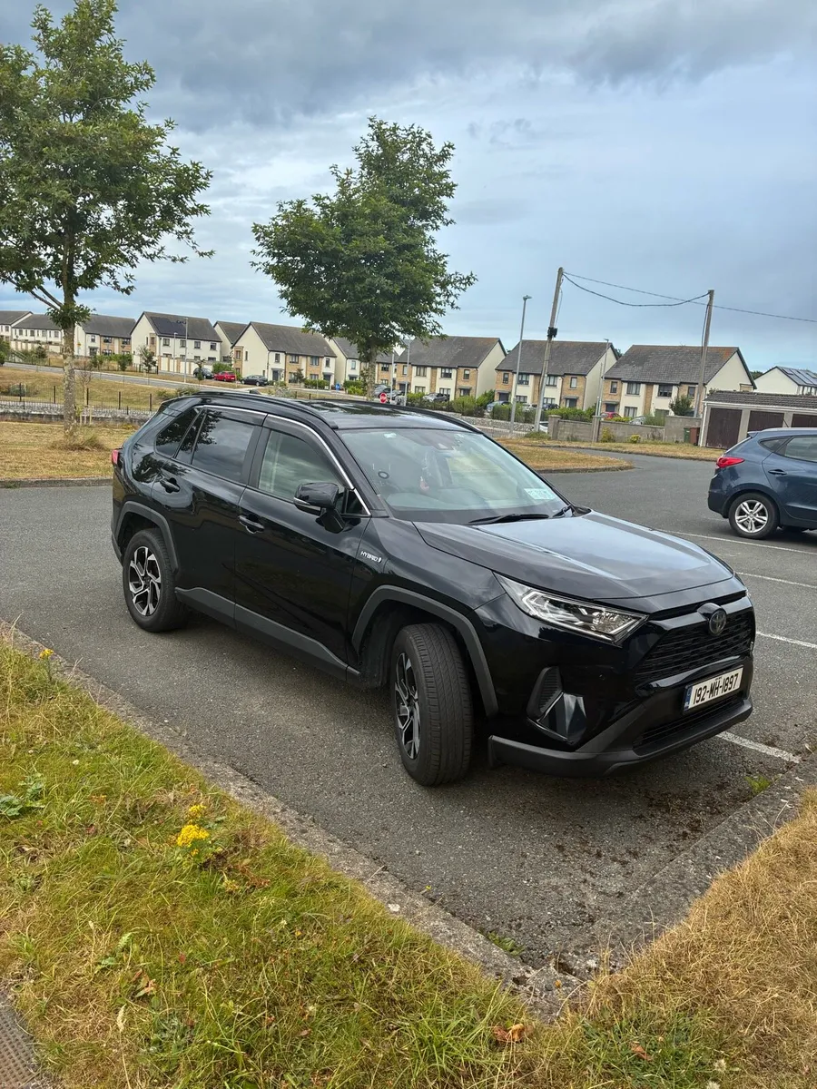 TOYOTA RAV4 - Image 1