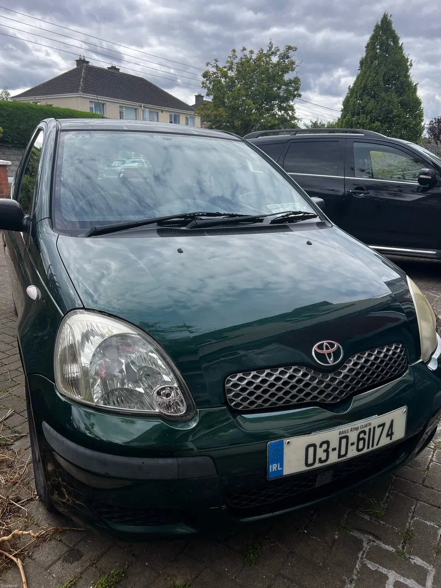 Toyota Yaris 2003 /1l petrol / 54000km - Image 1