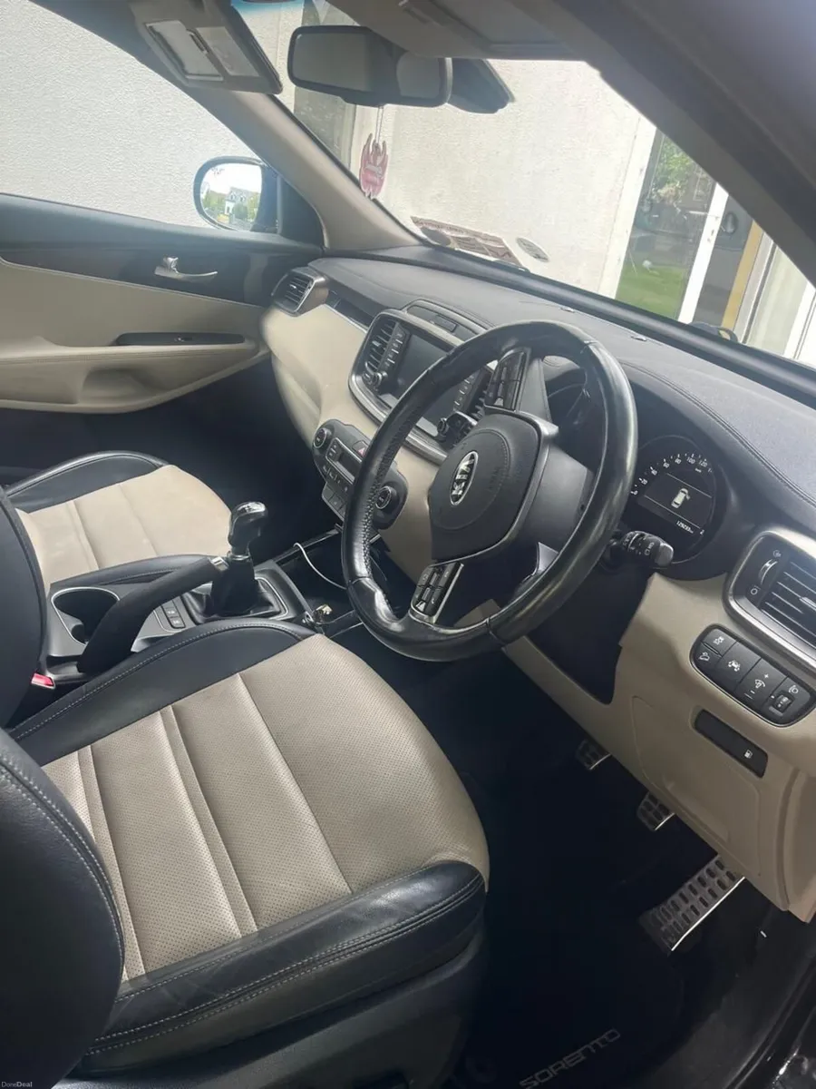 Kia Sorento 2019 - Image 3