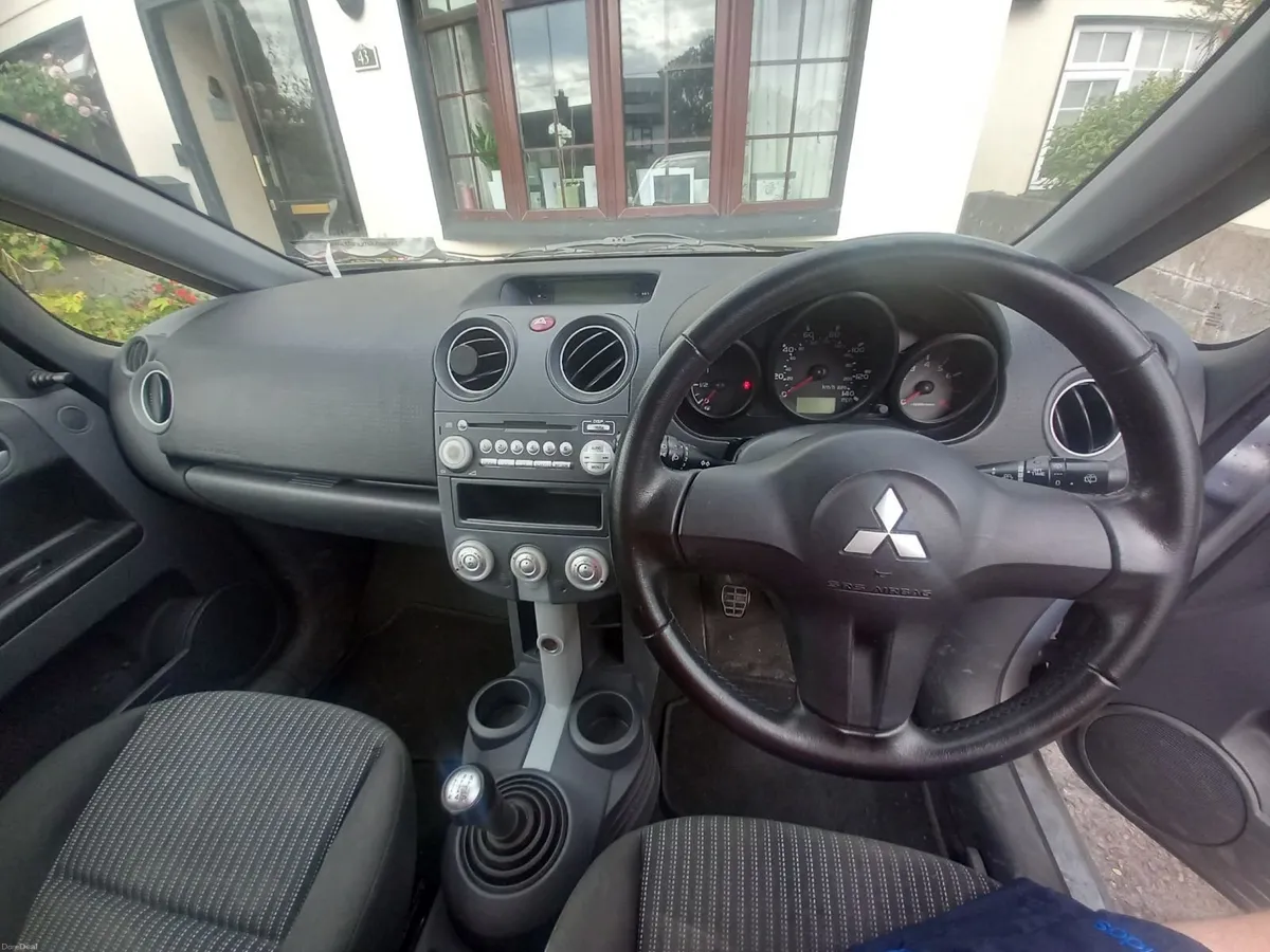 Mitsubishi Colt 2008 - Image 5