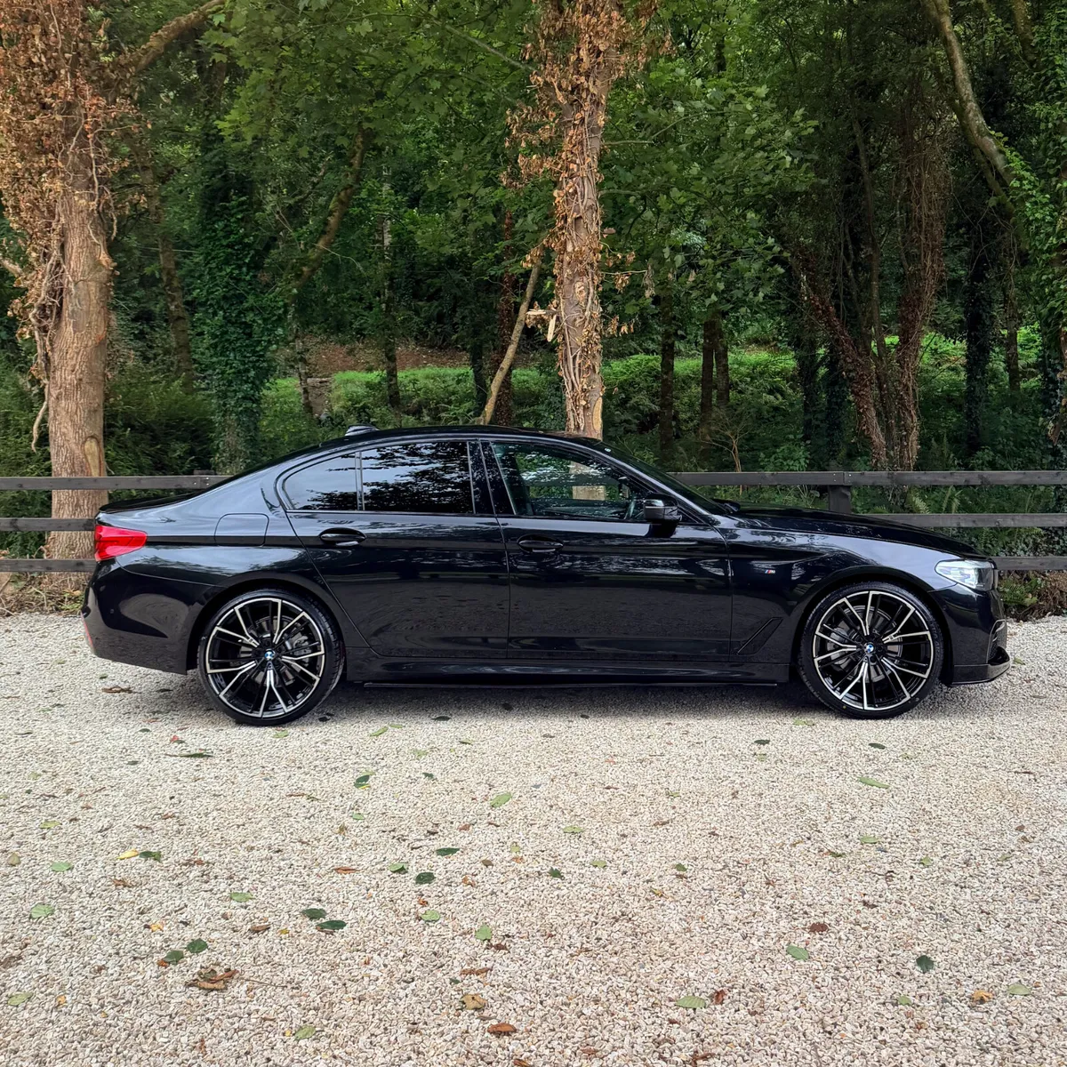 2020 (201) BMW 520d M Sport **21” ALLOYS* - Image 4