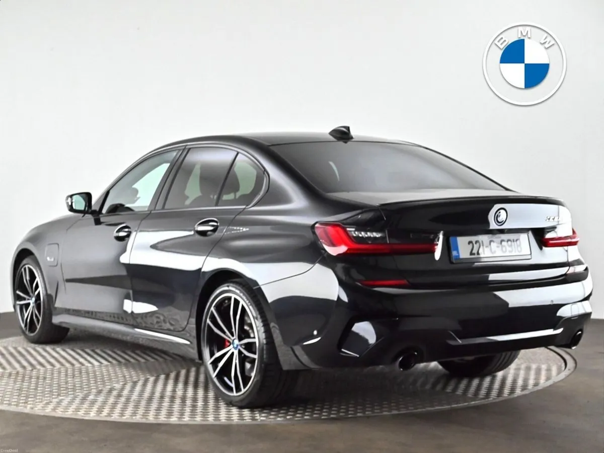 BMW 3-Series 330e M Sport Saloon - Image 2