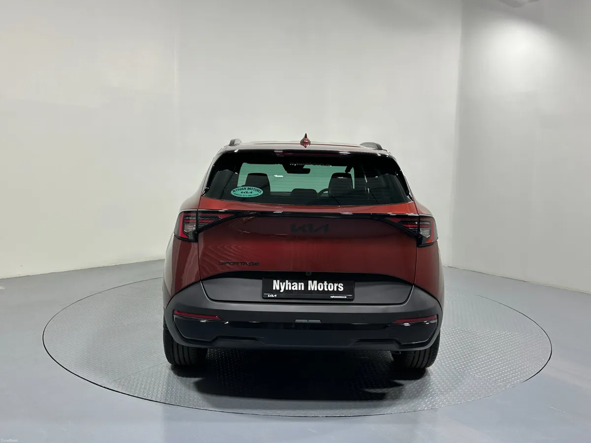 Kia Sportage 1.6 Diesel MHEV Black Edition - Image 6