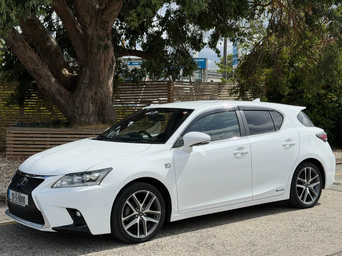 2015 LEXUS CT 200 h..F-SPORT - Image 3