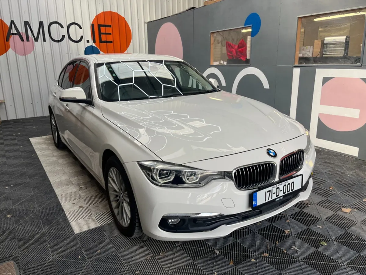 BMW 3-Series 2017 BMW 3 4D 330E LUXURY IPERFORMANC - Image 1