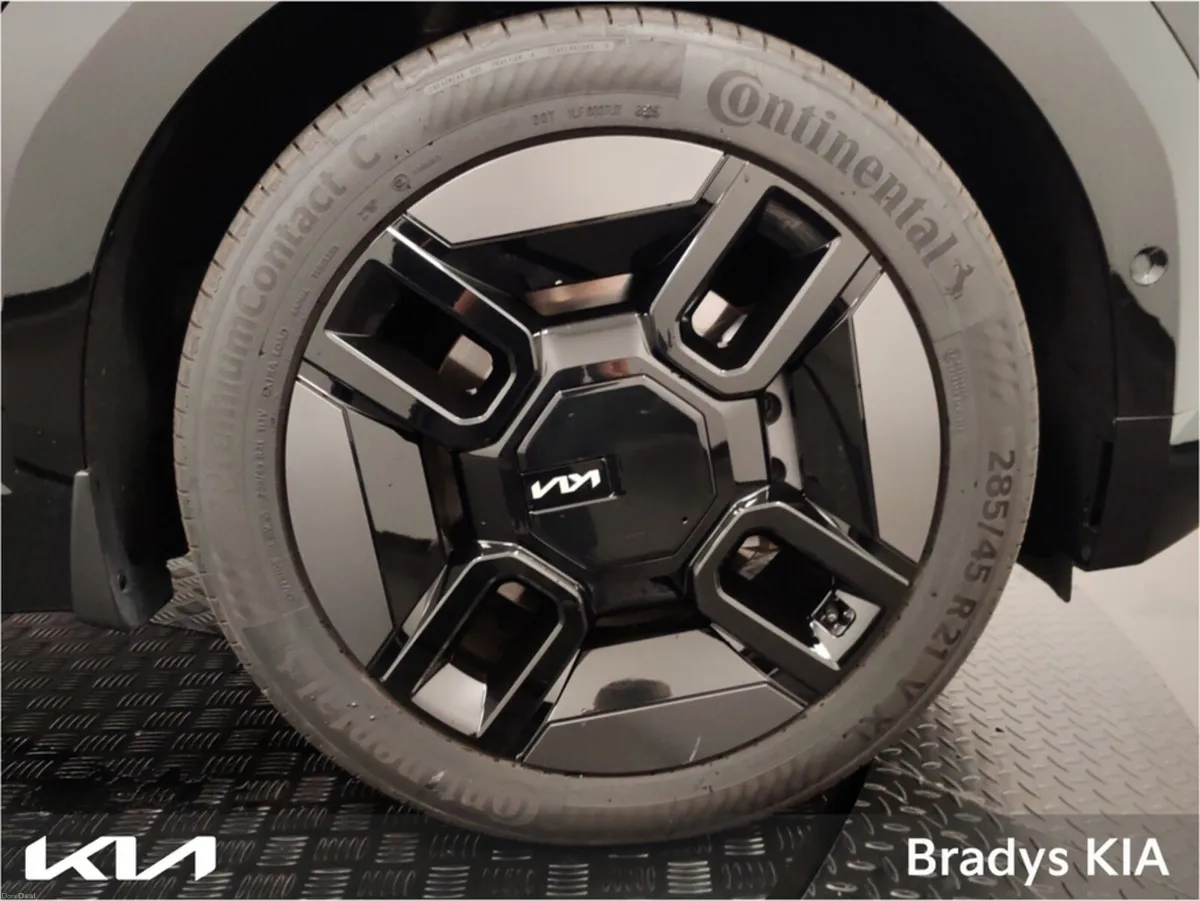 Kia EV9 GT LINE 6SPEED 4WD MY25 ME - Image 6