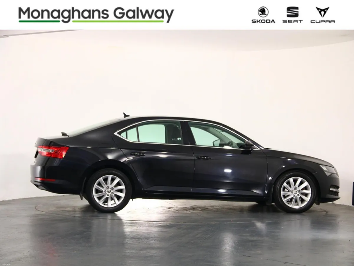 Skoda Superb AMBITION AUTO - Image 2