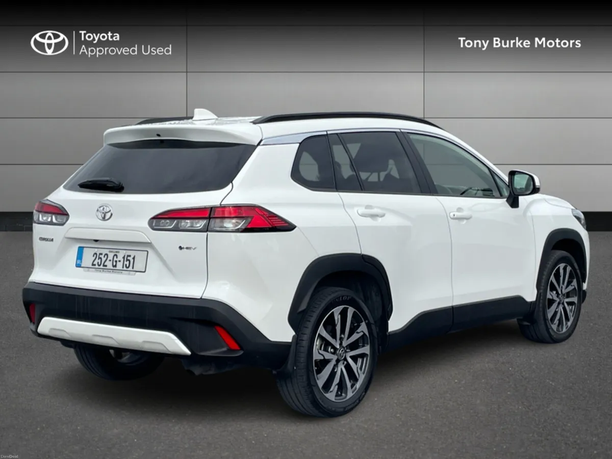 Toyota Corolla Cross - Save EUR 6,845 – Spor - Image 2