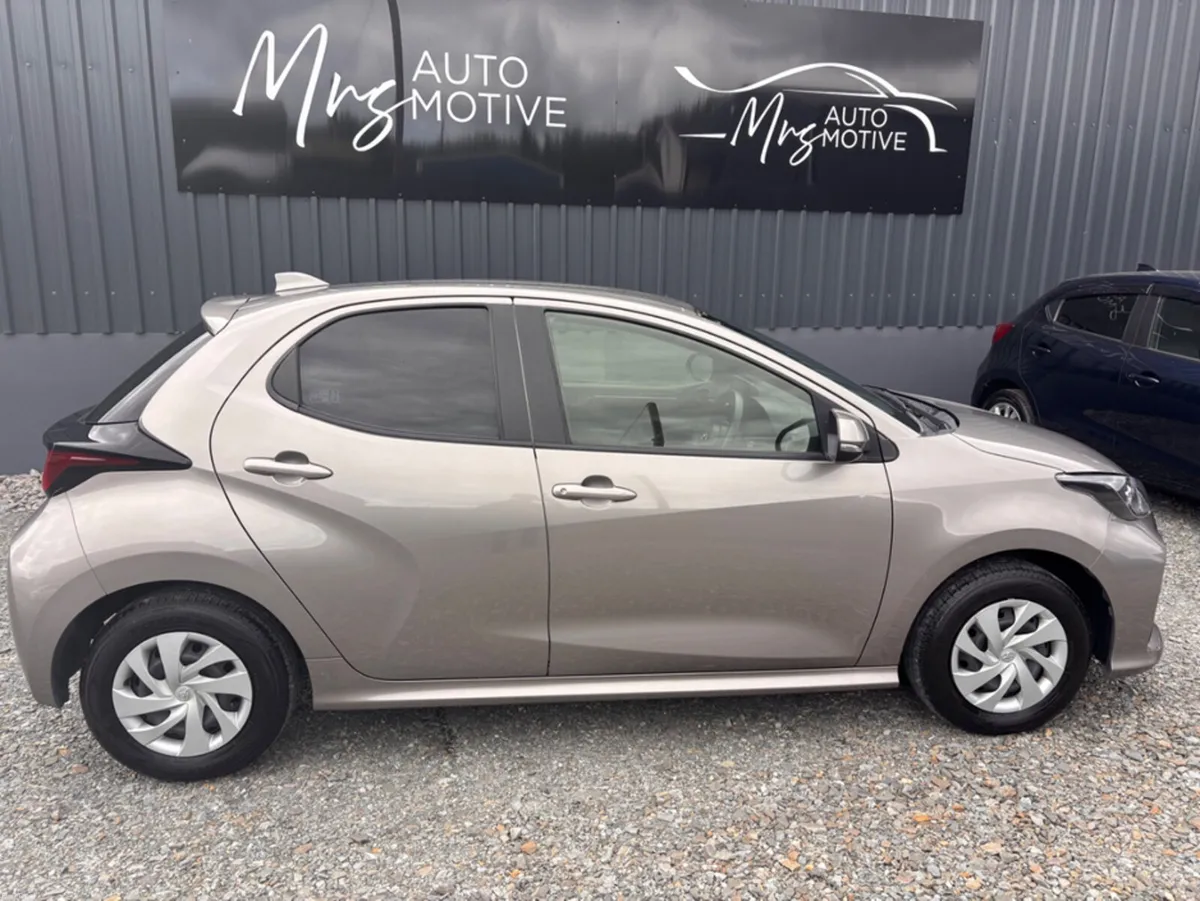 Toyota Yaris 1.0 AUTOMATIC  222D26604 - Image 2