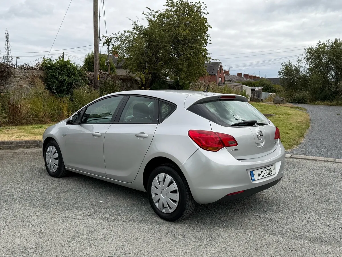 2011 Opel Astra 1.2 Diesel NCT 24/05/27 TAX 9/26 - Image 1