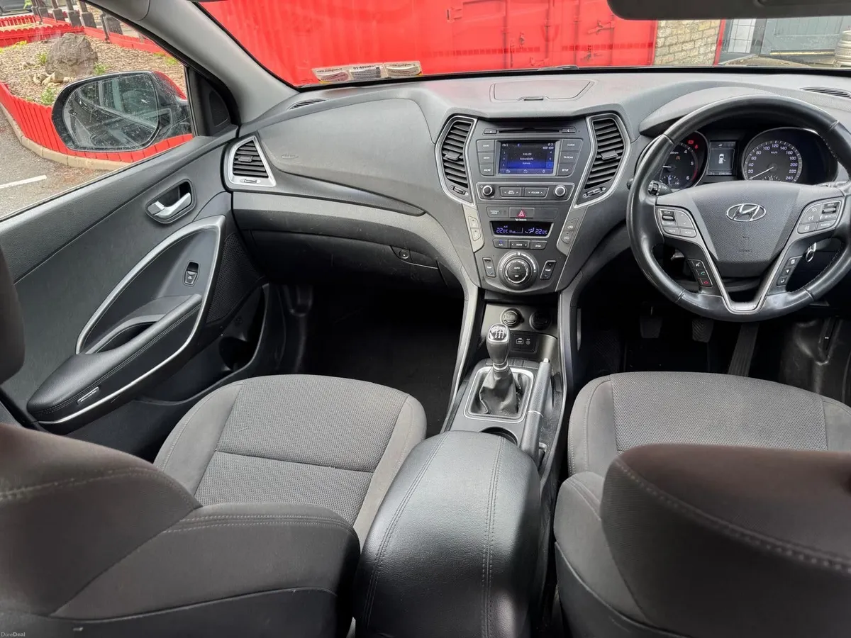 Hyundai Santa Fe 2016 - Image 5