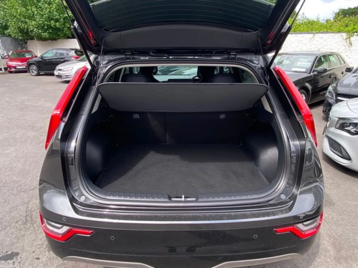 Kia e-Niro 65Kw Premium Spec - Image 5