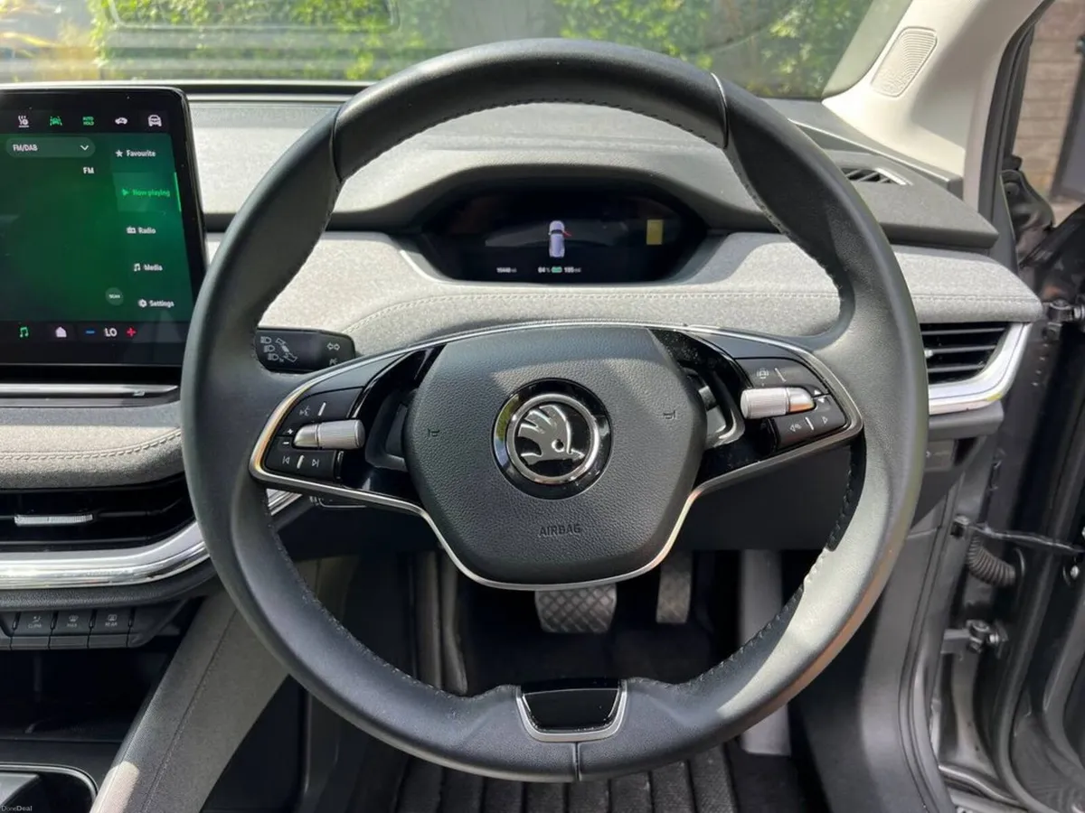 Skoda Enyaq 52 KWH // VERY LOW MILEAGE // APPLE CA - Image 4