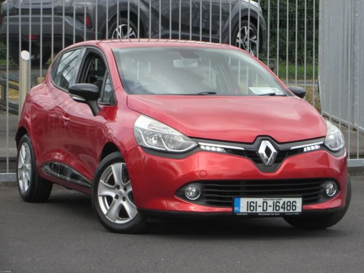 Renault Clio IV Dynamique NAV 1.2 Petrol 4DR - Image 3