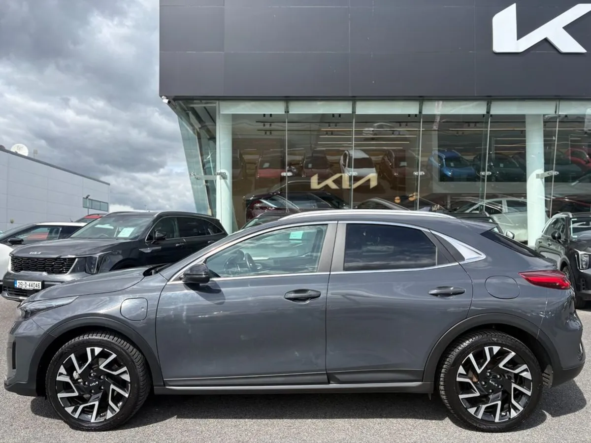 Kia XCeed 1.6 Plug In Hybrid - Image 3