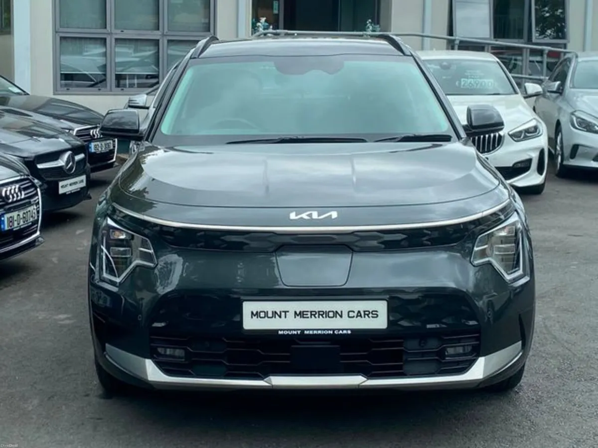 Kia Niro 65Kw NEW MODEL Premium Spec - Image 3